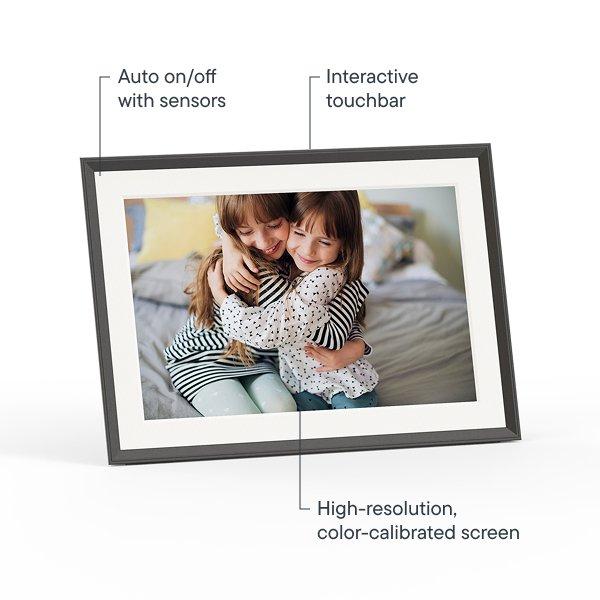 Image showing the front of Aura Carver Gravel with White Mat Frame and highlighting it's features